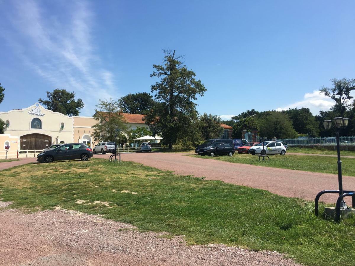 La Ferme Antoinette Hotel Les Mathes Kültér fotó